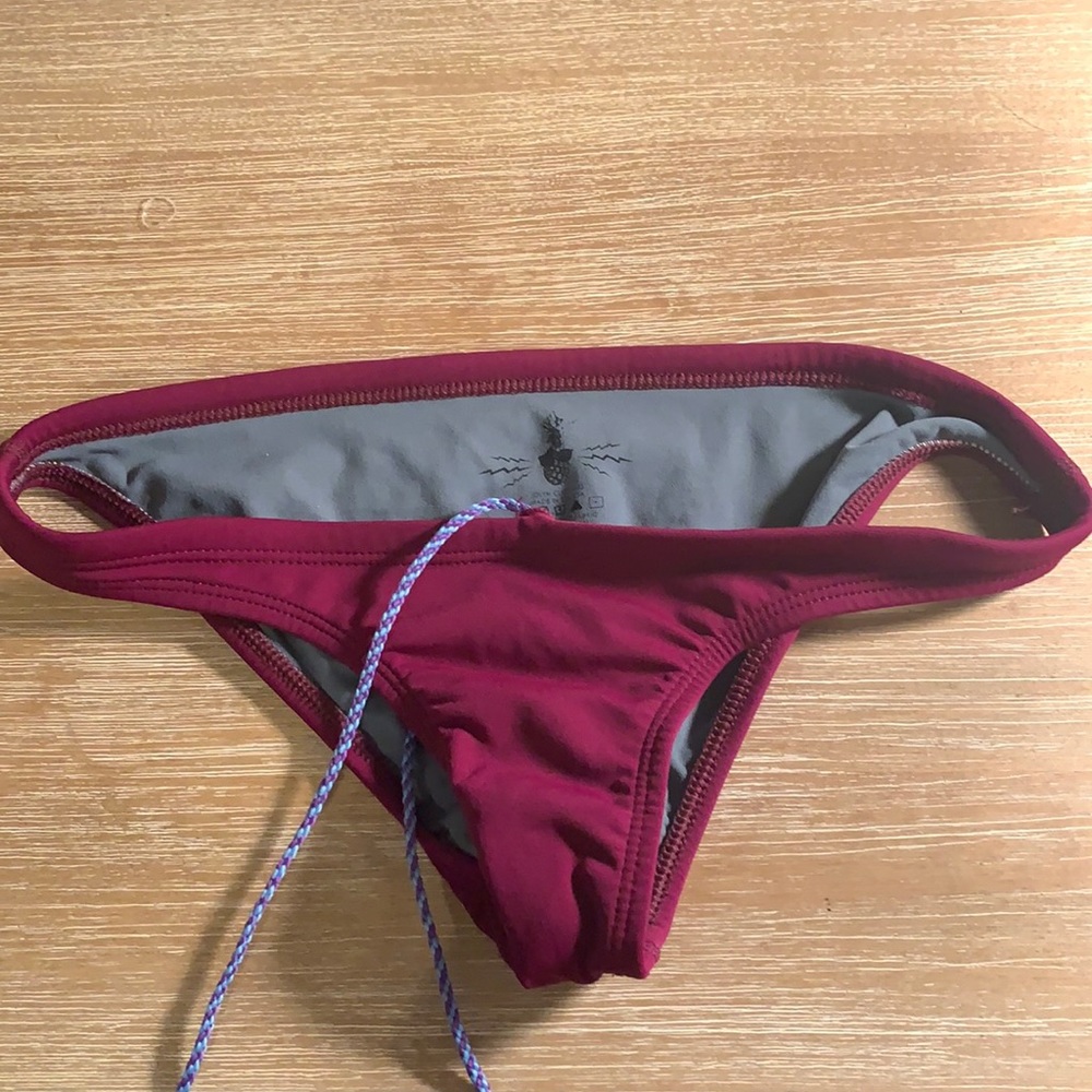 Jolyn Cabernet Bali bottoms